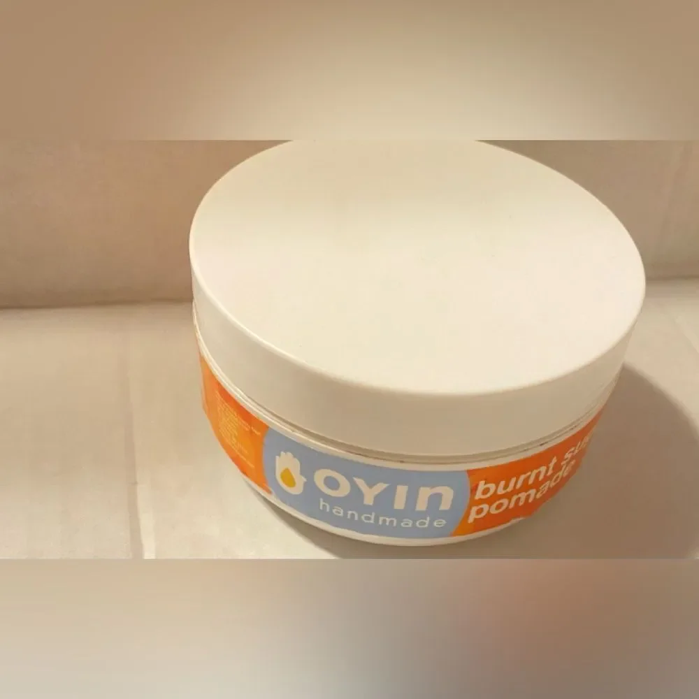 🛍️Oyin Handmade Burnt Sugar All-Veggie Pomade, 4 Oz